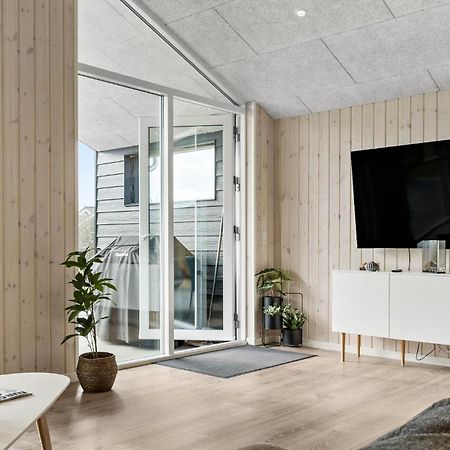 Beautiful Home In Tarm With Sauna Exteriér fotografie