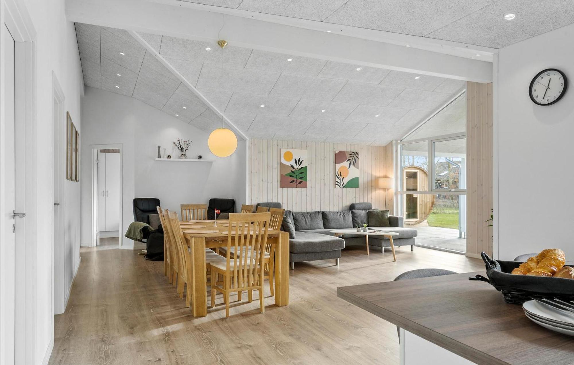 Beautiful Home In Tarm With Sauna Exteriér fotografie