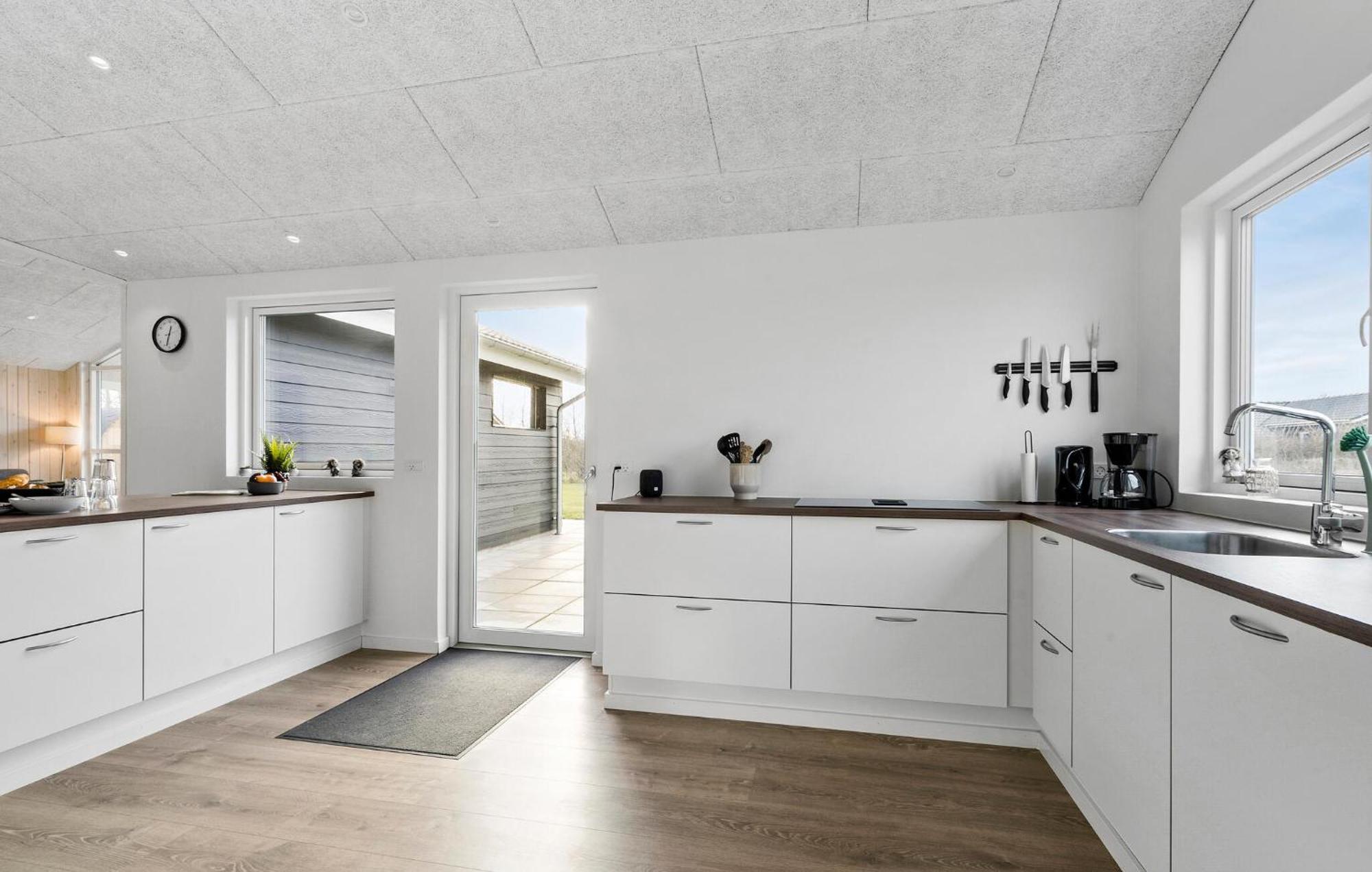 Beautiful Home In Tarm With Sauna Exteriér fotografie
